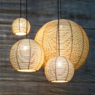 SANGHA Leuchte aus Rattan Leuchten Serie aus Rattan in 4 Gren. Hier unlackiert.