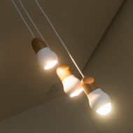 KALEBAS Design Pendelleuchte mit Eichenholz Pendelleuchte aus hochwertigen, langlebigen Material.