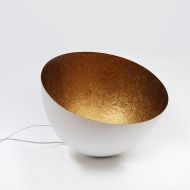 H2O hemispherical pendant light with golden interior Aussen wei, innen gold.