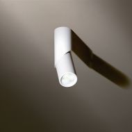 MINI SCOOP Rotating and swiveling ceiling spotlight Praktischer wie schner Deckenspot fr zahlreiche Beleuchtungslsungen.