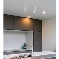 MINI SCOOP Rotating and swiveling ceiling spotlight Hochweriger Spot fr die Beleuchtung von Kchen.