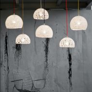 TRAMA ONE + TWO Pendelleuchte Kollektion TRAME ONE + TWO. Textilkabel: rot, gold, wei, blau, neon orange, gelb.