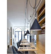 POP 2 Design Pendelleuchte Besondere Leuchte: dunkelblauer Schirm aus Gummi, langes Kabel.