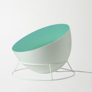 H2O F Halbkugelfrmige Bodenstehleuchte wei Softe Variante der Bodenstehleuchte in weiss/trkis.