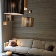 LUZ OCULTA WOOD Besondere Hngeleuchte mit Holzverblendung Ausdrucksstarke Pendelleuchte mit Holzlamellen.