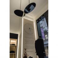 HANGING ROUNDS Unusual designer pendant light Die besondere Leuchte wird gerne in exklusiven Geschften eingesetzt.