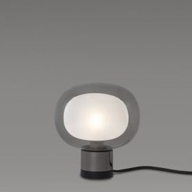 NABILA Kleine Design-Tischleuchte Ausfhrung in Schwarzchrom und Rauchglas.