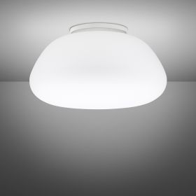MAIOLE Italienische Deckenleuchte mit Opalglas Deckenleuchte mit weiem, abgerundetem Glas.