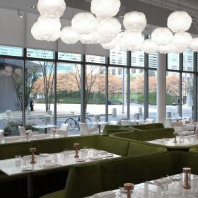 NUVOLA glass pendant lamp from Italy Gelungenes Ambiente - Hngeleuchte CLOUDY im ffentlichen Raum.