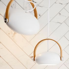 OASIS Skandinavische Design-Pendelleuchte Schnes Holz-Element aus Eiche gelt.
