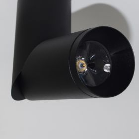 MINI SCOOP DEIMOS Rotating and swiveling ceiling spotlight Bewegliche Lichtquelle: bis zu 90 Grad.