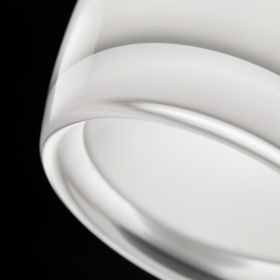 IMPLODE Italian pendant light Weies und kristallklares Glas am Rand des Schirmes.