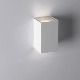 CUBIS Wandleuchte 2-flammig - Sonderangebot Abdeckung der Lichtquelle mit Diffusor.