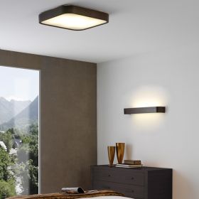 URS Lange Wandleuchte mit Blende aus Holz Gute Lichtverteilung z.B. im Wohnzimmer.
