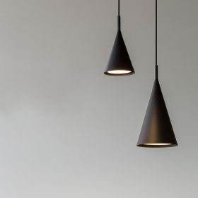 GORDON Italian pendant light with conical shade