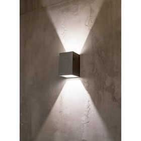 ORTHO MINI Kleine  LED Beton-Wandleuchte