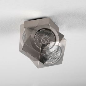 NANDO 3-flam. beweglicher Deckenspot Praktische Ausrichtung des Lichts durch einfaches verdrehen.
