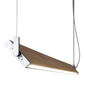 ESPADA Elegant LED pendant light - 120 cm Seitliche Beleuchtung des Interieurs.