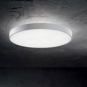 BEA Modern ceiling light with up-light LED Deckenleuchte mit Up-Light.