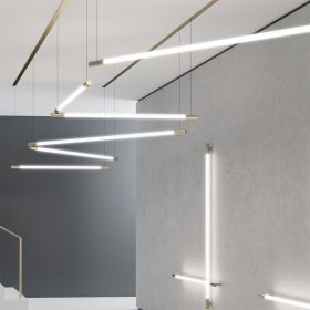 COSIMA Italienische Design Wandleuchte Einzigartige Leuchen Serie mit Messing Armatur.
