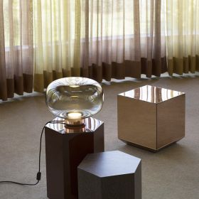 LEGR glass table lamp with LED in two sizes Schne groer Rauchglas Leuchte fr das Wohnzimmer.