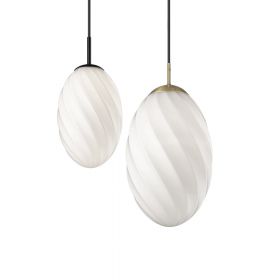 SWING I Nostalgic pendant light with opal glass