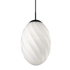 SWING I Nostalgic pendant light with opal glass Pendellampe mit 25 cm, Haltung in Schwarz.