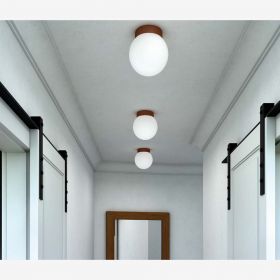 STELLA LED spherical glass ceiling light Schlichte Deckenleuchte zur Grundbeleuchtung von Flur und Eingang.