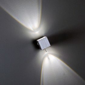 LELY Effective wall light