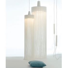 SWING Extra lange Hngeleuchte Weie Design-Hngeleuchte mit besonderer sthetik.