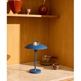 MUUV rechargeable table lamp Schne, blaue Leuchte fr volle Flexibilitt.