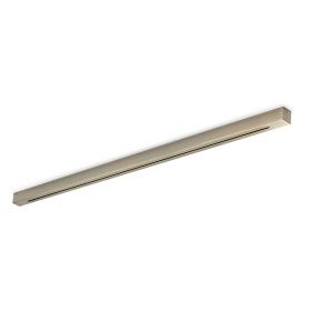 Lnglicher Deckenbaldachin mit 6 Auslssen Das Deckenteil fr 4 Lampen in der Oberflche Messing.