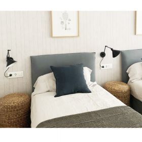 CAPU long articulated wall light Leselicht fr Gstezimmer.