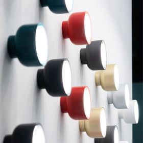 DOTTONE Kleine Wandleuchte Kleine Wandleuchte in vielen schnen Farben.
