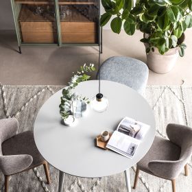 NABILA Kleine Glas-Pendelleuchte von tooy Kleine Pendelleuchte zur Tischbeleuchtung.