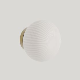 IRZO Moderne Design-Wandleuchte mit Opalglas