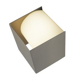 GRADO Quadratische Wandleuchte Ausfhrung mit LED und gewlbtem Schirm.