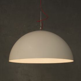 MEZZA LUNA Sehr groe Hngeleuchte in weiss Hochwertige und stabile Lampenaufhngung mit rotem Kabel.