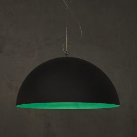 MEZZA LUNA Sehr groe Hngeleuchte in schwarz Farbakzente auf der Lampenschirm Innenseite. Hier in Trkis.