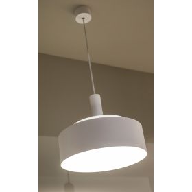 HUBBLE Design Pendelleuchte in Schwarz oder Wei Moderne und energiesparende Beleuchtung und langlebiges Design.