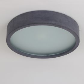PLANA runde, flache Deckenleuchte aus Beton Die Deckenleuchte in der Betonfarbe Anthrazit.