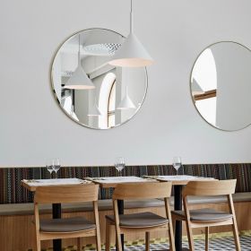FUNNEL Design Pendelleuchte in Schwarz oder Wei Hher gehngt als Raumlicht.