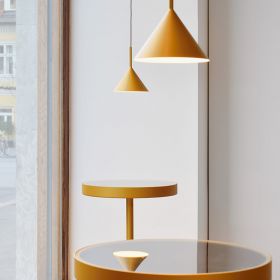 FUNNEL MINI Kleine LED Design Pendelleuchte Prdestiniert fr Stehtische in der Gastronomie.