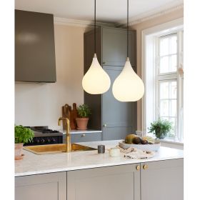 TROPFEN Opal glass drop-shaped pendant light