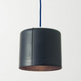 CANDLE 2 Design Pendelleuchte zylindrisch Design Pendelleuchte hier Lampenschirm in blau.