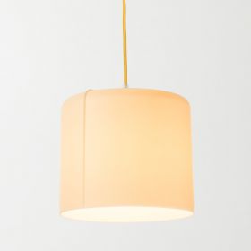 CANDLE 2 Design Pendelleuchte zylindrisch Design Pendelleuchte hier Lampenschirm in neutral.