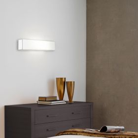 MONOBLOQUE elegant weie Wandleuchte aus Draht und Stoff Lichtwirkung im Wohnraum.