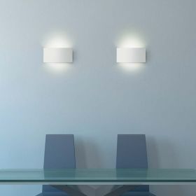KEOII Wandleuchte aus Keramik Schlichte, indirekte Beleuchtung mit der rechteckigen Wandleuchte.